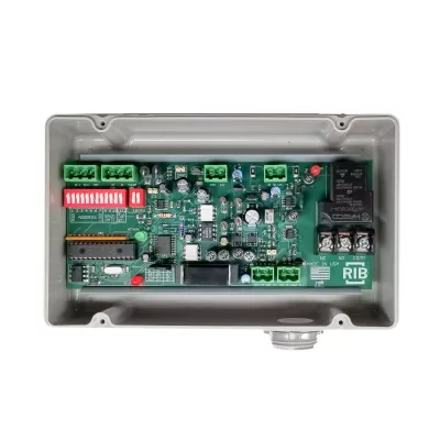 Functional Devices RIBTW24B-BCAO – BacNet Enclosed Relay Hi/Low sep 20Amp 2